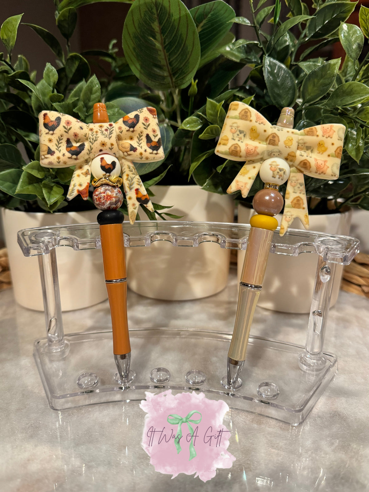 Big Bow Pen
